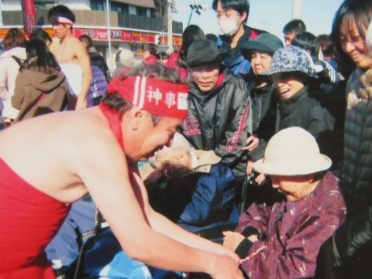 裸祭り