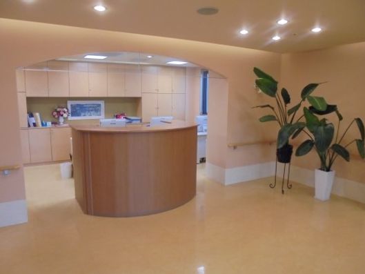 1F 受付カウンター