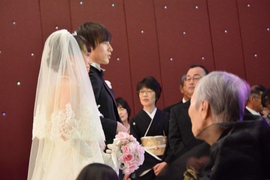 お孫さんの結婚式へも参加ができるように、当施設では日頃から入居者様の健康管理を心がけている。楽しいイベントに向けて体調管理をしていく。