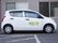 施設専用の車がある。近くへの外出や通院など、必要があればスタッフが付き添って外出することができる。生活支援などサポートしている。