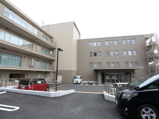 敷地内の駐車場