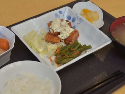 自宅感覚を大切にした食事