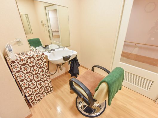 理髪スペース