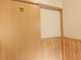明るく清潔感のあるトイレ空間