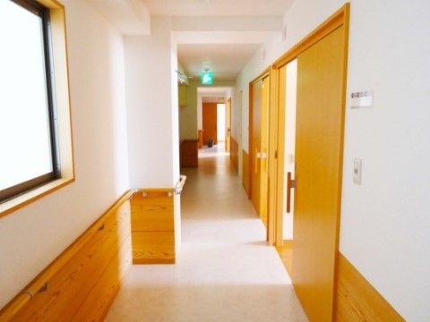 清潔な廊下