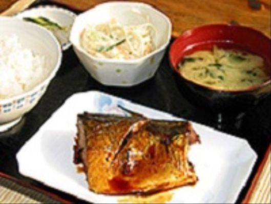 お食事