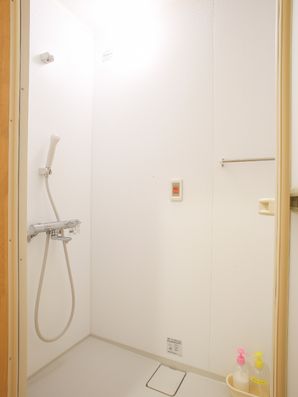 シャワールーム付きの部屋