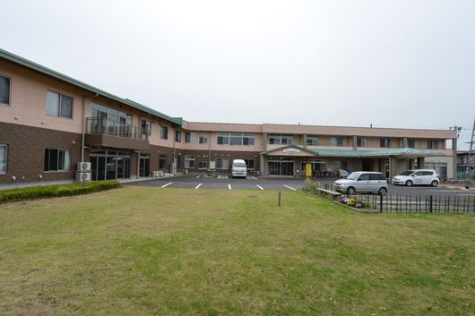 芝生の広場