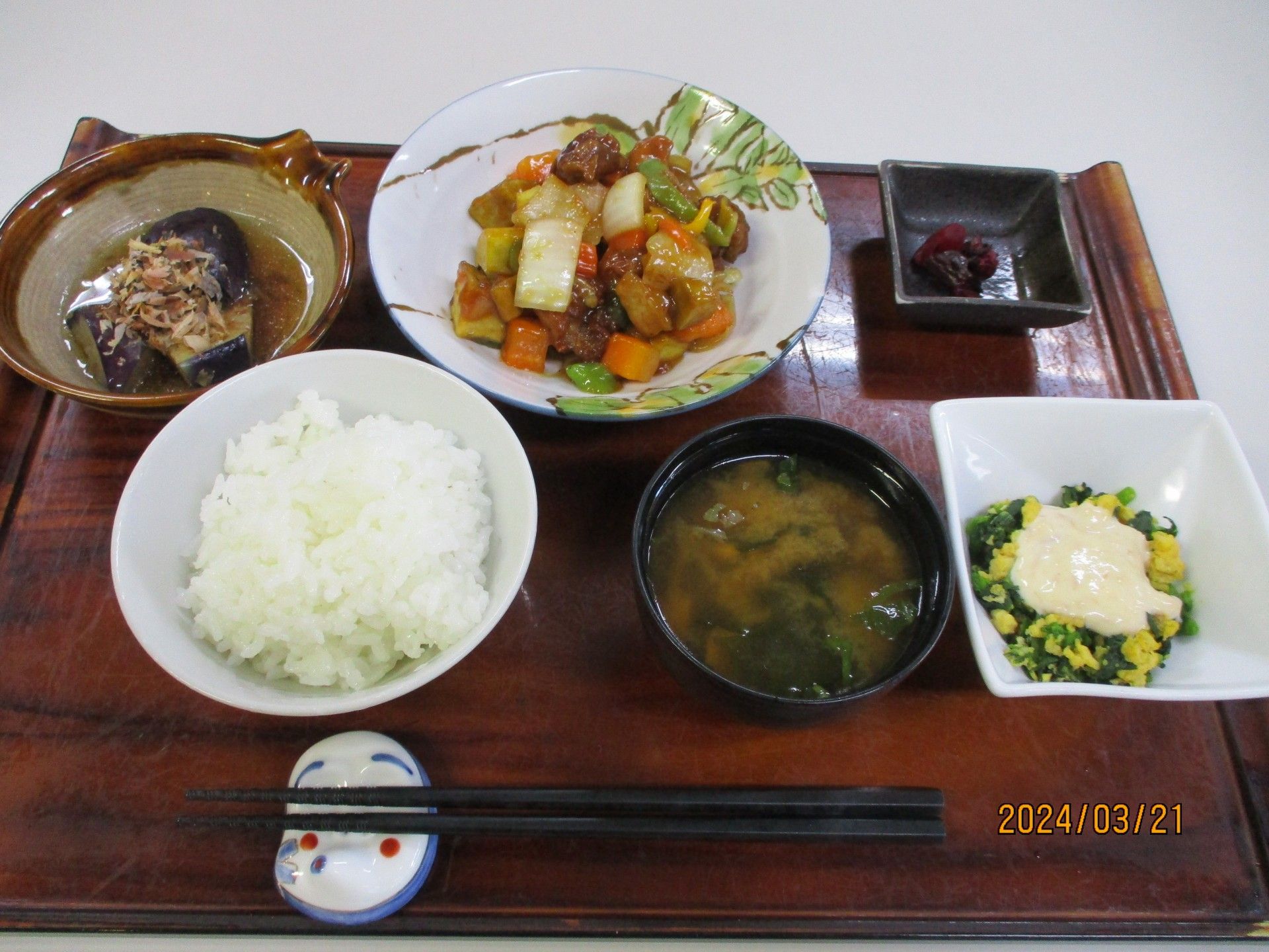 手作り感あるバランスの良い食事内容