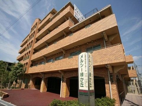 明るく開放的な外観