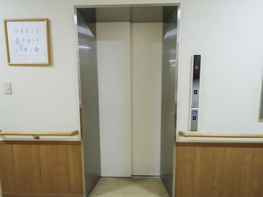 エレベーター