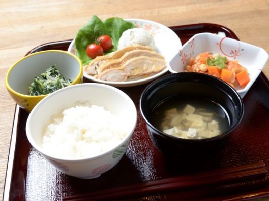 普通食