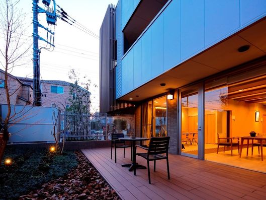 庭園・ウッドデッキ