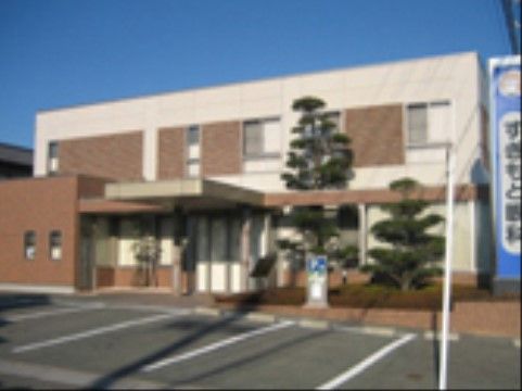 眼科医院が施設の近くにあるため、入居者様の目の検査や健診を受けることができ、適宜対応することができるため安心である。