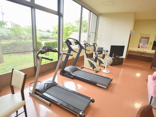 トレーニング機器