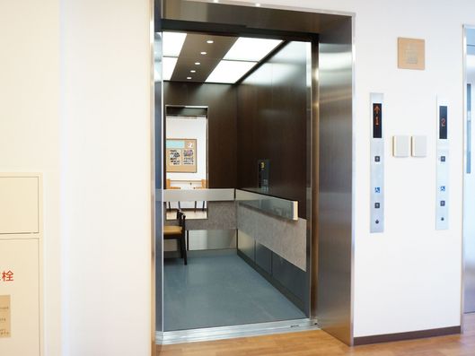エレベーター