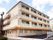 地上4階建てのサービス付き高齢者向け住宅である。経験豊かなベテランスタッフによる質の高い介護ケアを提供している。