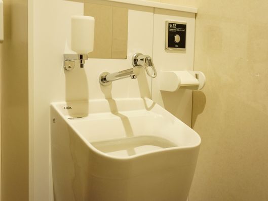 オストメイト用装置