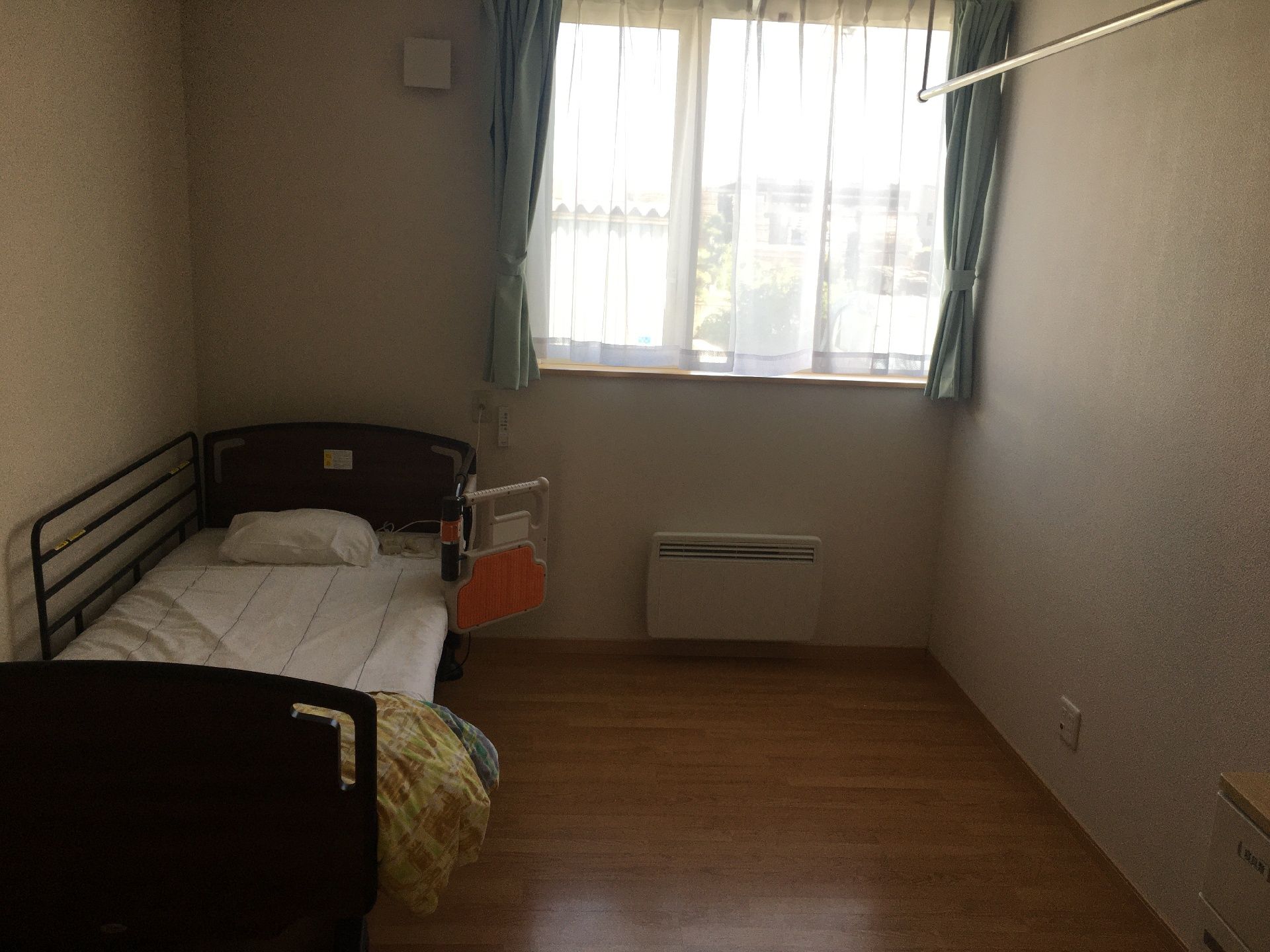 施設は平屋建てになっており階段やエレベーターがないため、入居者様の移動は安全かつ速やかに行うことができる。