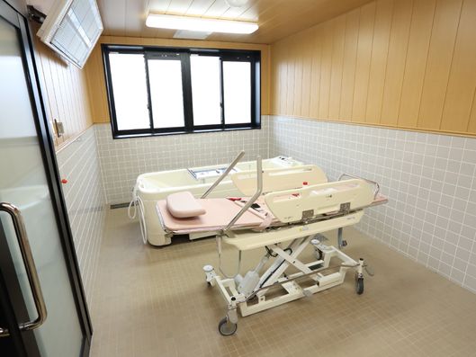 寝たままでも快適な浴室