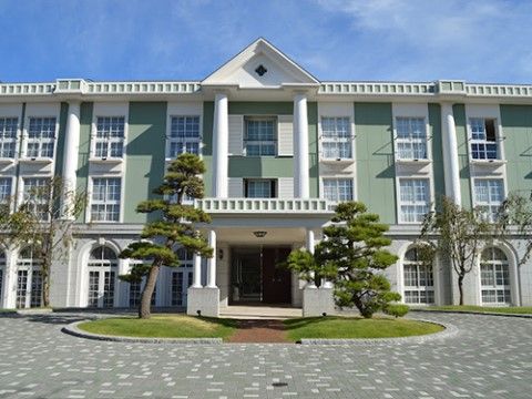 介護付き有料老人ホームの外観