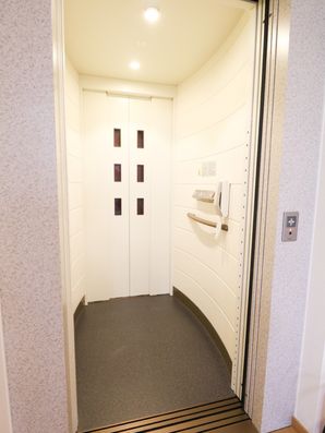 エレベーター