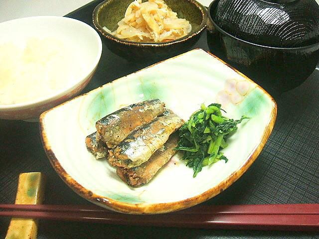 煮魚とほうれん草のソテーと切り干し大根のセット