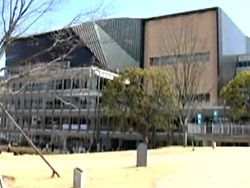 施設の近くには、いわき芸術文化交流館があり施設の行事やオリエンテーションなどで入居者様が使用することができる。