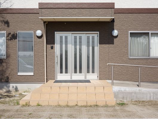 建物入口