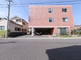 静かな住宅街にある介護施設
