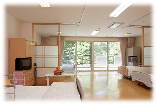 明るい居室の一角