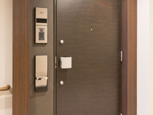 5階・6階出入口