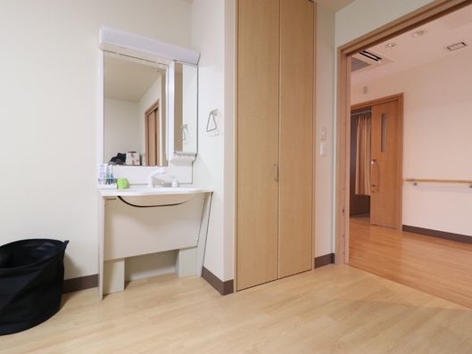 洗面台とクローゼット