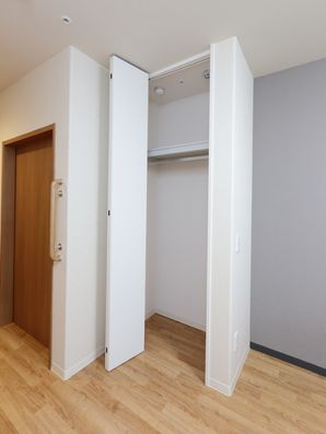一人部屋のクローゼット