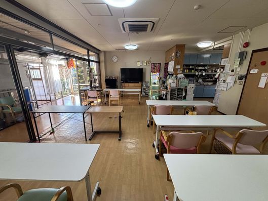 ラウンジ