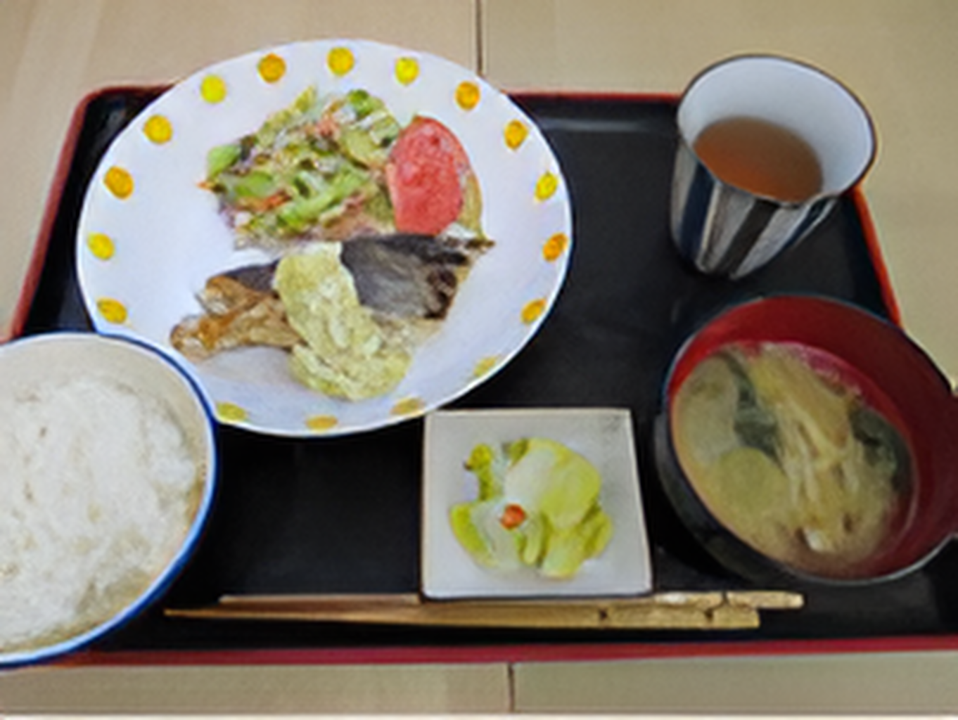 和食を盛り付けた食事時間