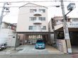 訪問介護やデイサービスを併設している施設である。24時間体制で経験豊富なスタッフが入居者様の安全を見守っている。