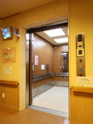 エレベーター