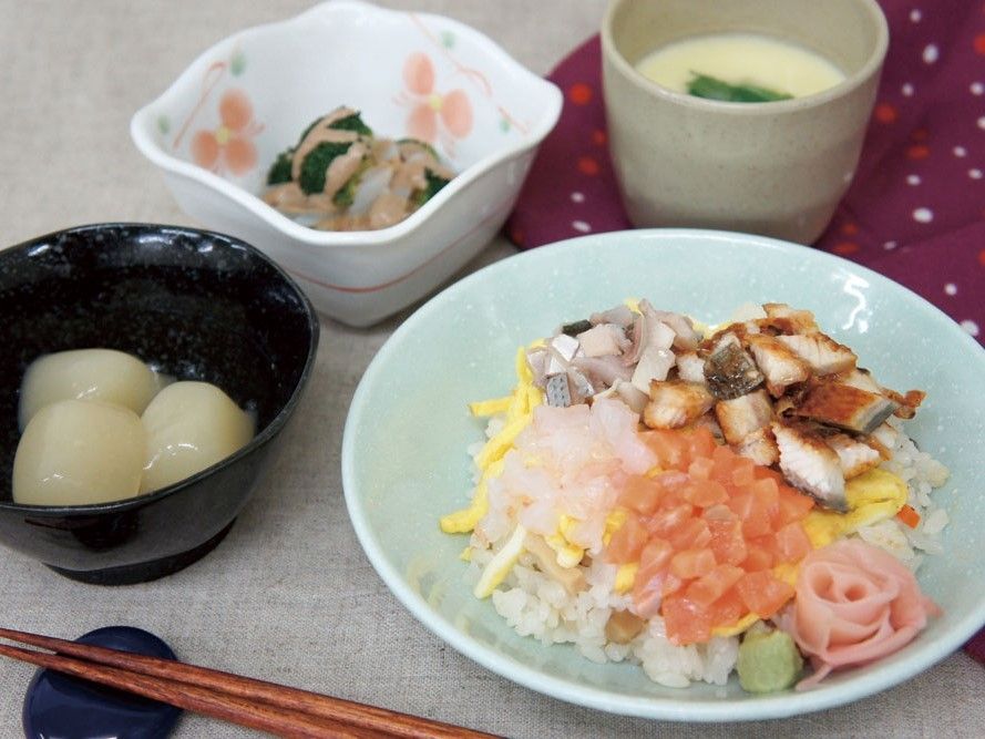 きざみ食も提供しているため、かむ力に自信がない方も食事を楽しむことが可能。入居者様の安全を重視したメニューを用意している。