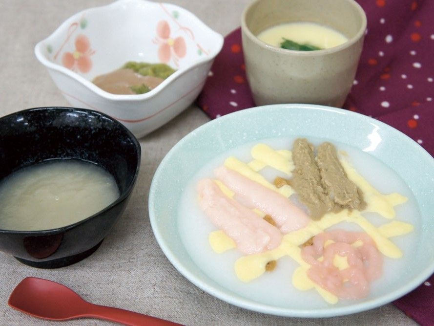 ミキサー食では、食べやすさが自慢である。料理のおいしさはもちろんそのままに、安心、安全に食事可能である。