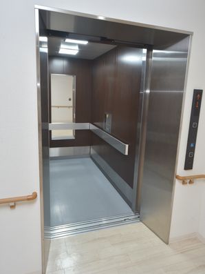エレベーター