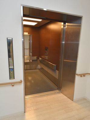 エレベーター