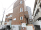 住宅街にある施設の外観