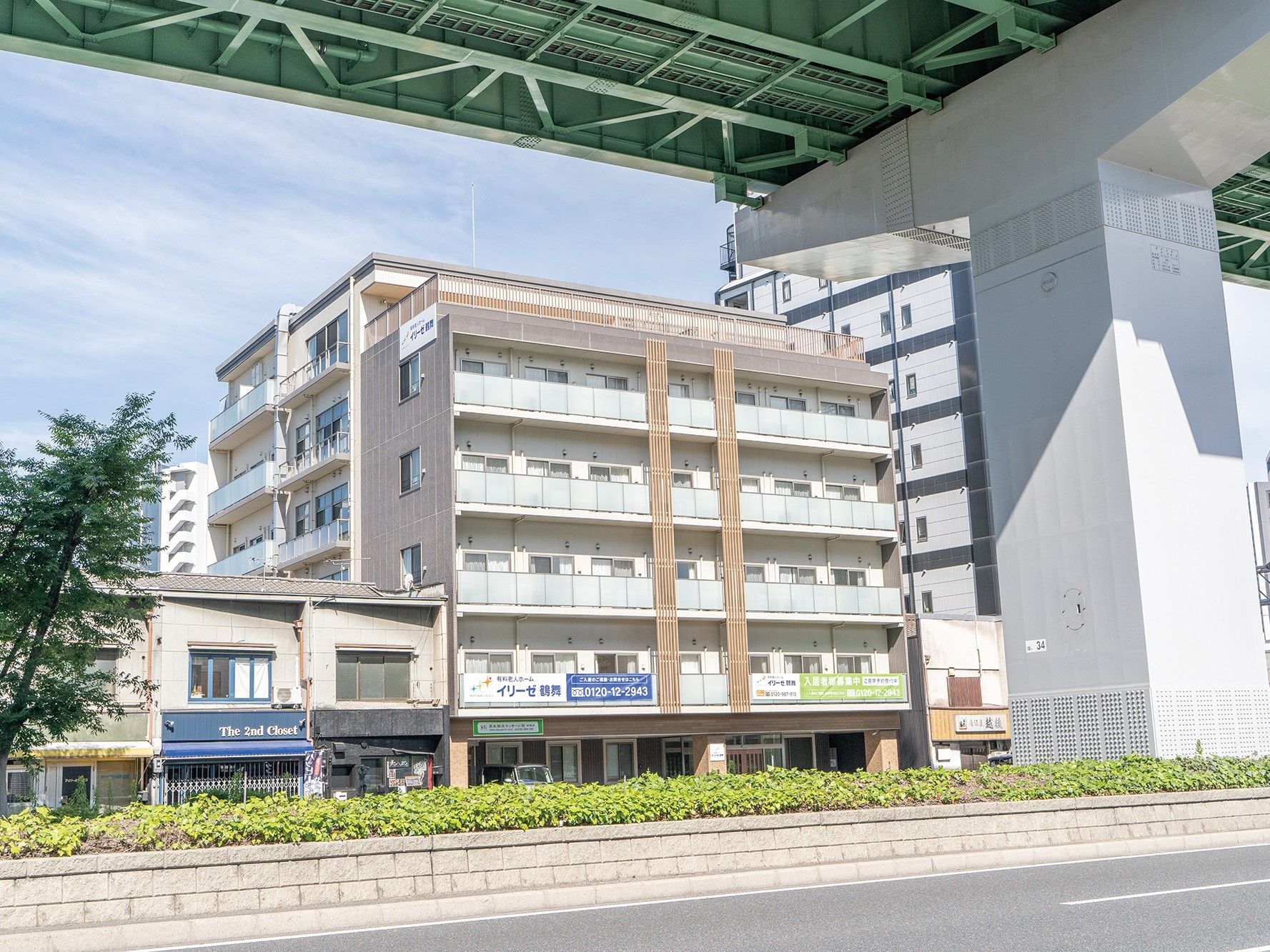 ６階建ての施設
