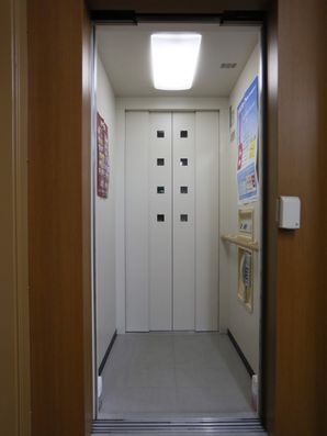 エレベーター