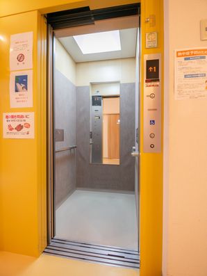 エレベーター