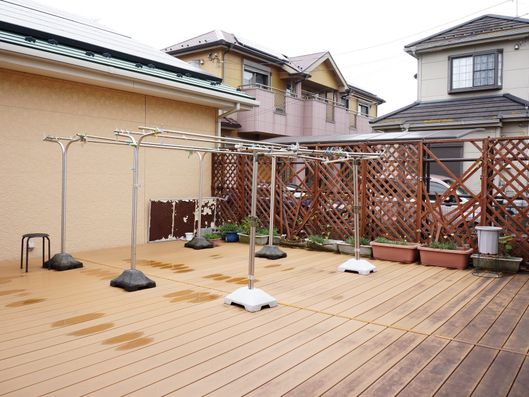 ウッドデッキ