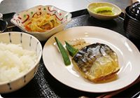 焼き魚と切り干し大根の和食セット