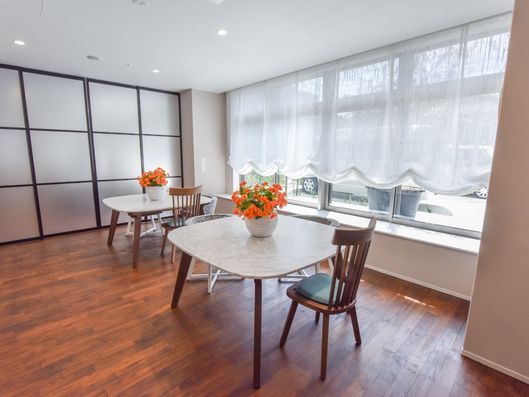 プラチナラウンジ