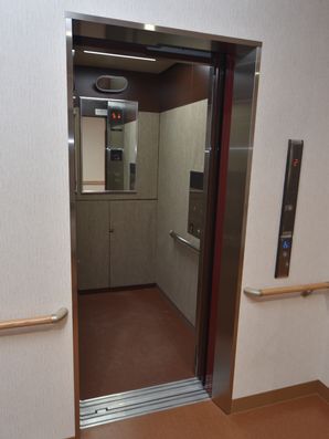 エレベーター